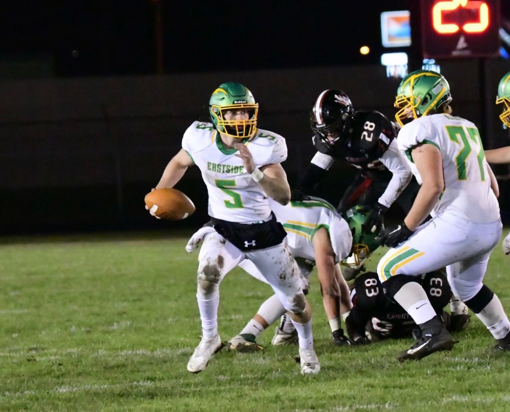 GALLERY: Laban Davis, 2021 Outside the Huddle Prep Football Player of ...